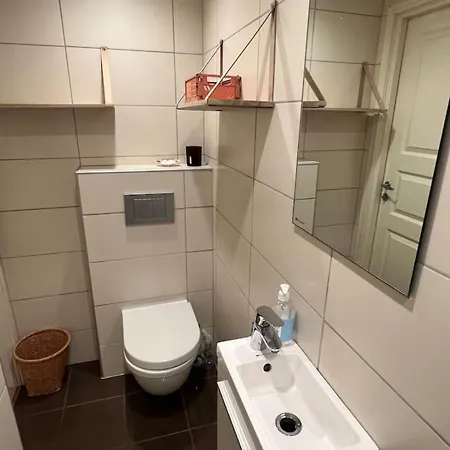 بيت للعطل Staymate 15 Minutes From Barcode