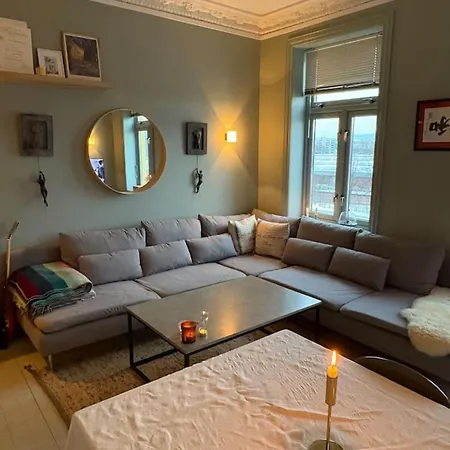 Staymate 15 Minutes From Barcode بيت للعطل أوسلو